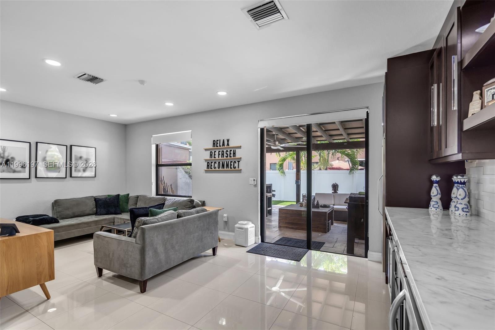 3446 West 90th Street Hialeah, FL 33018 - Photo 14 of 49