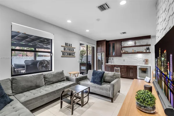 $539,900 | 3446 West 90th Street, Hialeah, FL 33018