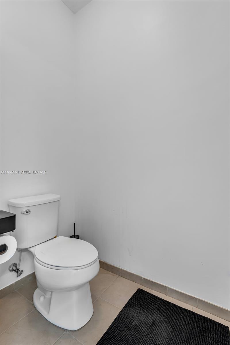 3446 West 90th Street Hialeah, FL 33018 - Photo 31 of 49