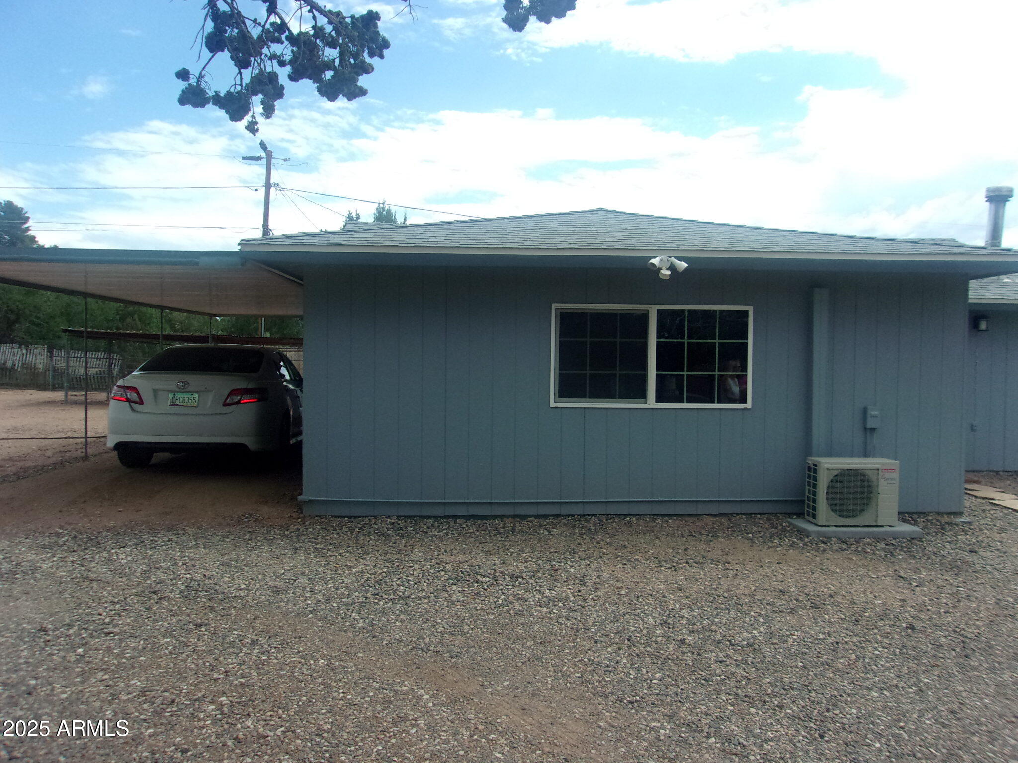 4765 East Valley Lane Rimrock, AZ 86335 - Photo 16 of 25 a view of a car garage
