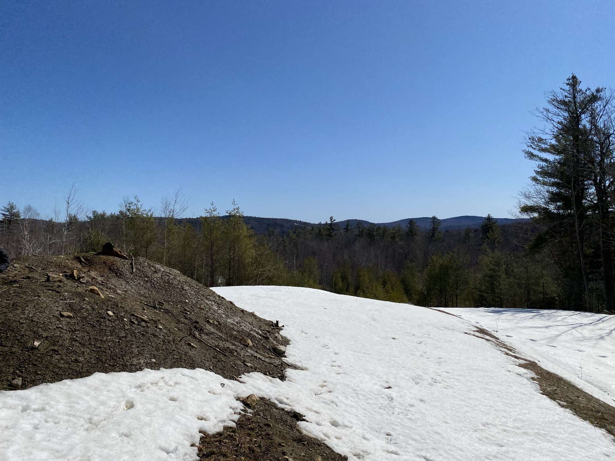 1087 Valley Road Washington, NH 03280 - Photo 2 of 14