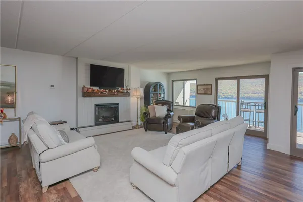 $775,000 | 115 Cliffside Drive, South Bristol, NY 14424