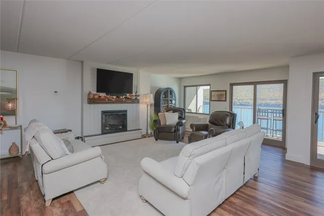 $799,900 | 115 Cliffside Drive, South Bristol, NY 14424