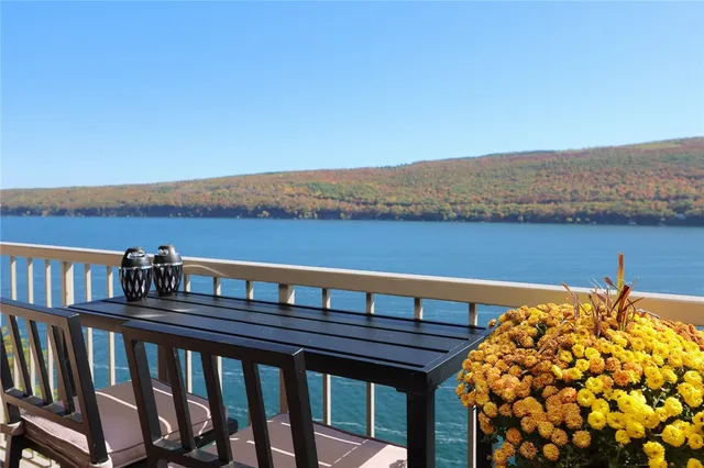 $799,900 | 115 Cliffside Drive, South Bristol, NY 14424