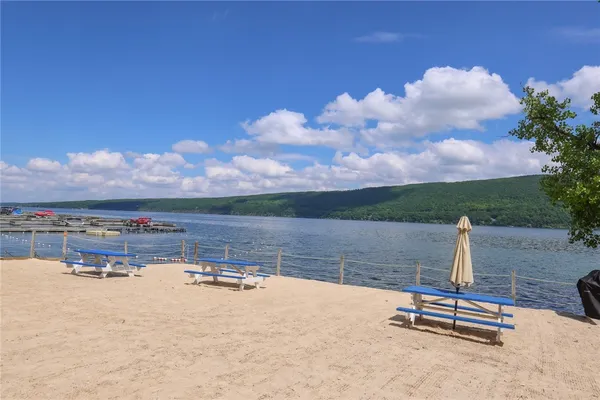 $775,000 | 115 Cliffside Drive, South Bristol, NY 14424