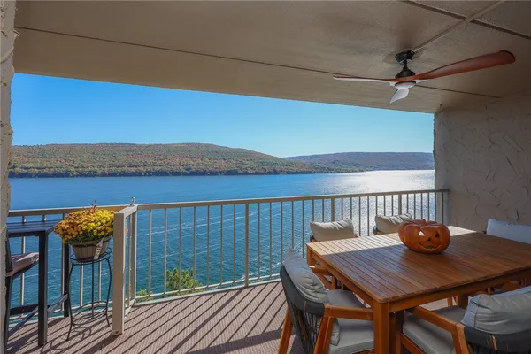 $775,000 | 115 Cliffside Drive, South Bristol, NY 14424