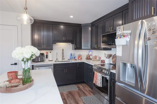 $799,900 | 115 Cliffside Drive, South Bristol, NY 14424