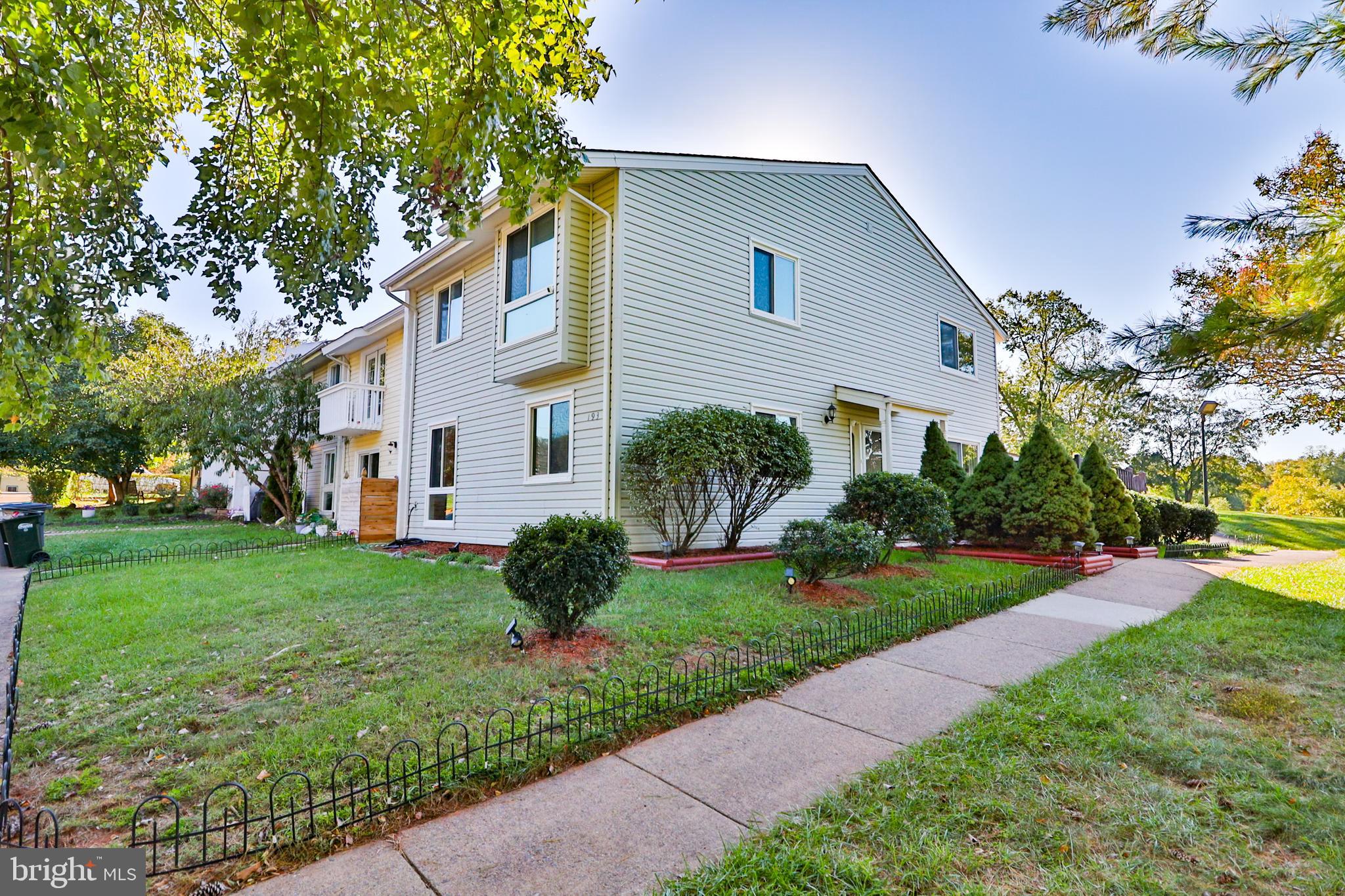 193 North Cottage Road Sterling, VA 20164 - Photo 1 of 52 Large End unit Townhomel 3bed/2.5 bath