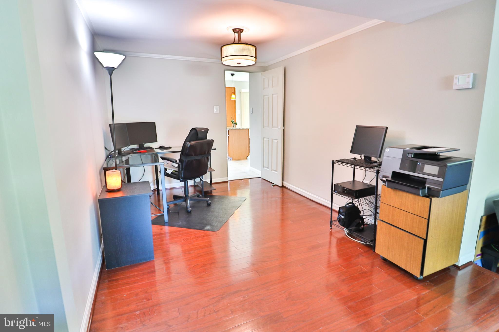 193 North Cottage Road Sterling, VA 20164 - Photo 19 of 52 Dining room (currently used as an office)