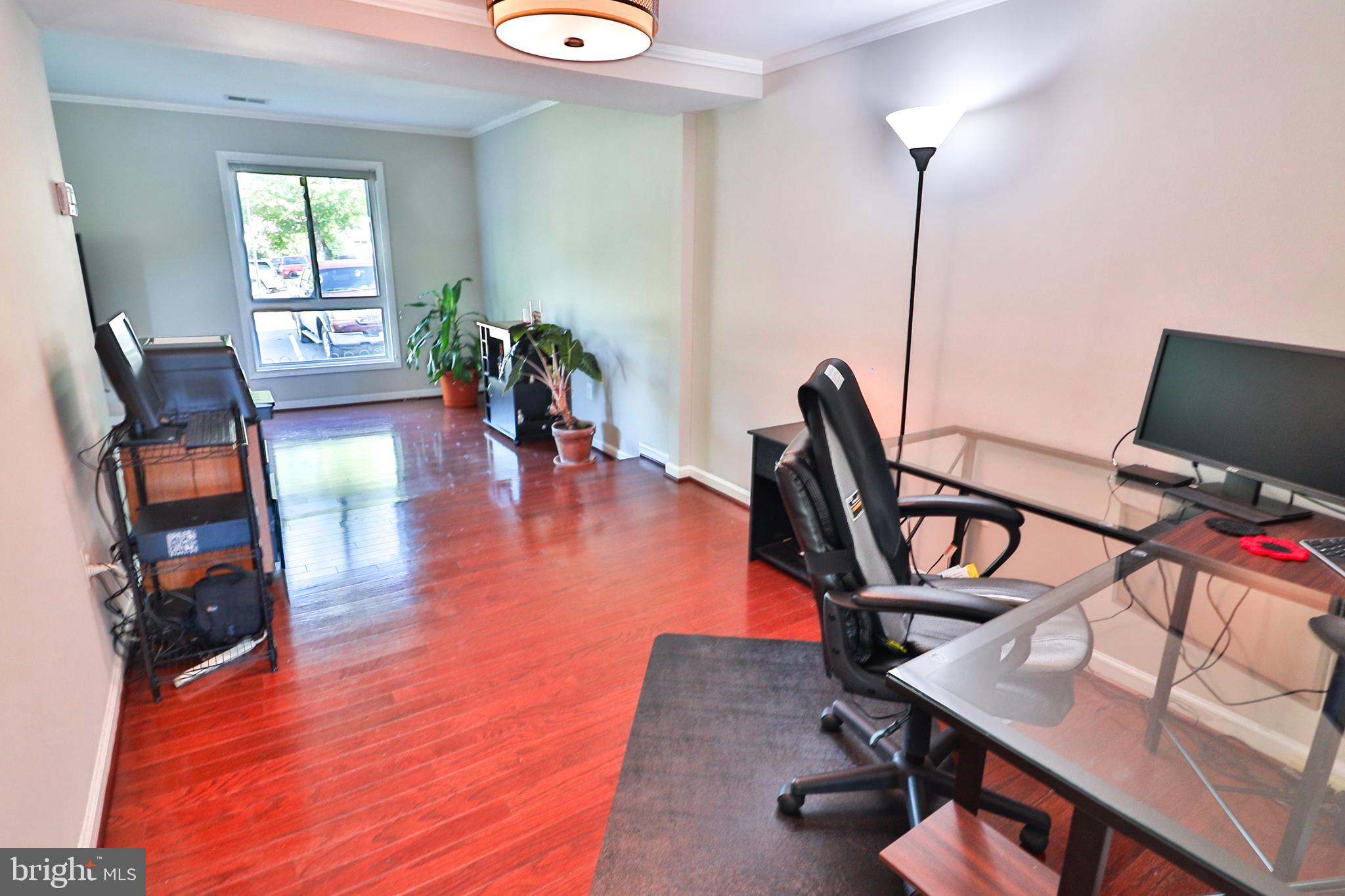 193 North Cottage Road Sterling, VA 20164 - Photo 21 of 52 Dining room (currently used as an office)