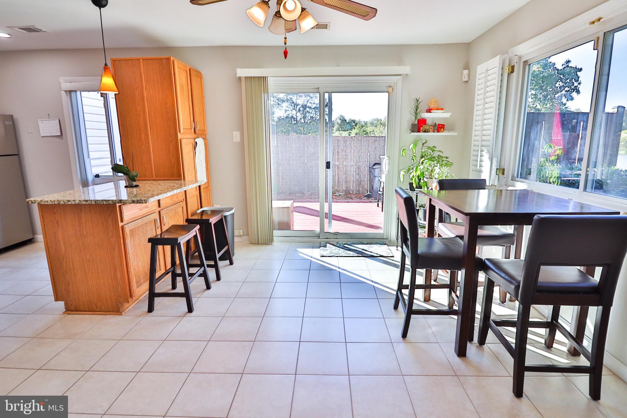 193 North Cottage Road Sterling, VA 20164 - Photo 7 of 52 Breakfast Area