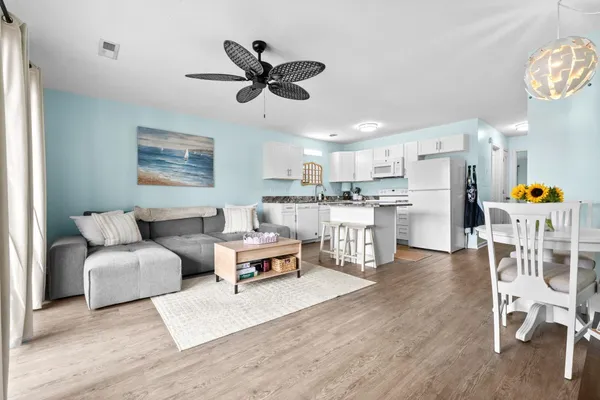 $164,900 | 1880 Colony Drive, Unit 12G, Surfside Beach, SC 29575