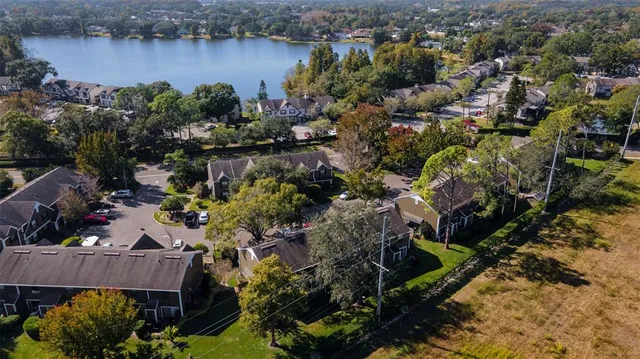 $240,000 | 16545 Lake Brigadoon Circle, Tampa, FL 33618