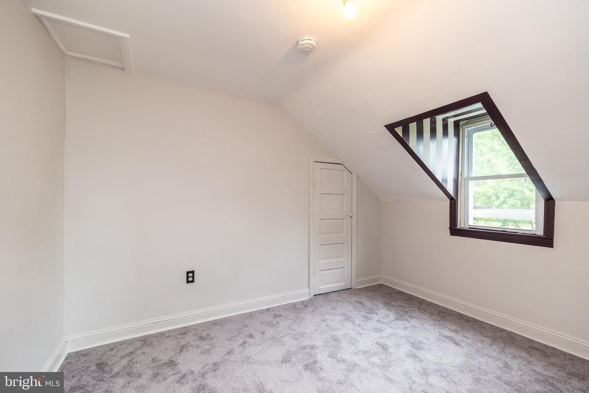 462 Kansas Road Warrington, PA 18976 - Photo 39 of 55 Gallery Image 39