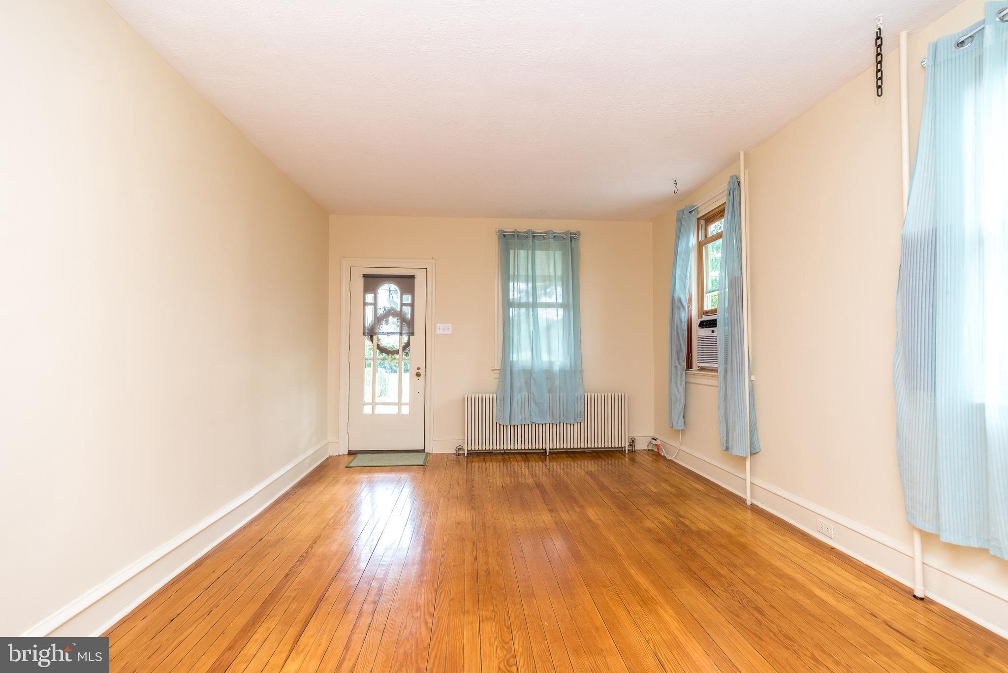 462 Kansas Road Warrington, PA 18976 - Photo 8 of 55 Gallery Image 8