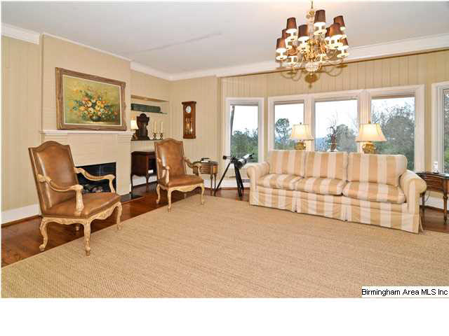 4525 Dolly Ridge Road Birmingham, AL 35243 - Photo 17 of 32