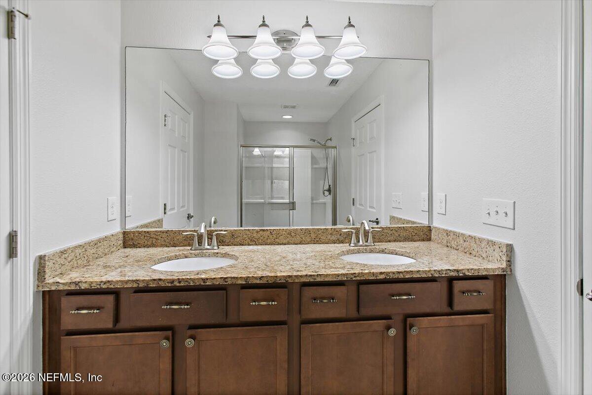 13960 Berryview Road Jacksonville, FL 32258 - Photo 8 of 19 08-Primary Bathroom
