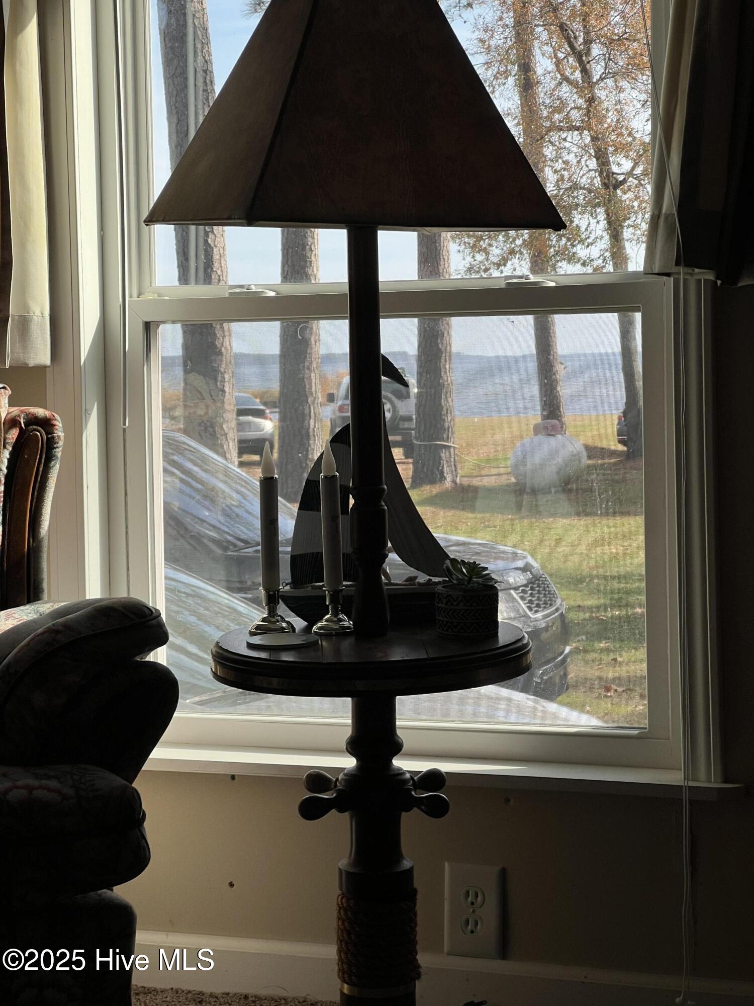 50 Point Avenue Belhaven, NC 27810 - Photo 28 of 48 Waterview Living Room