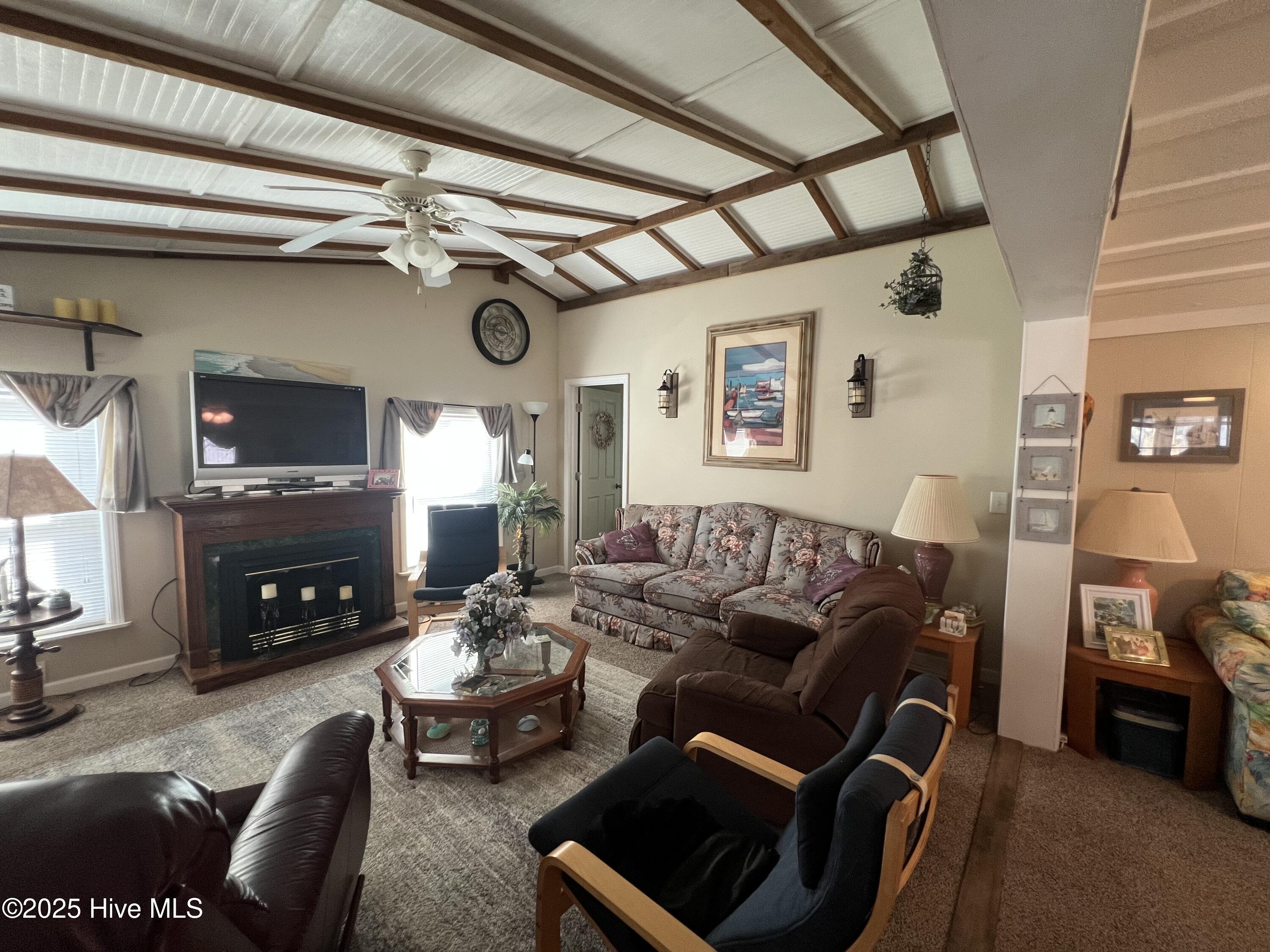 50 Point Avenue Belhaven, NC 27810 - Photo 4 of 48 Living Room