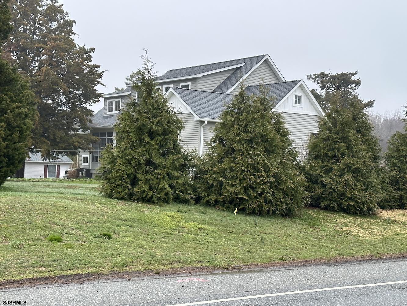 6 Harding Avenue Beesleys Point, NJ 08223 - Photo 3 of 3 Gallery Image 3