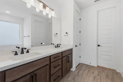 $630,000 | 1102 Sage Thrasher Circle, Dripping Springs, TX 78620