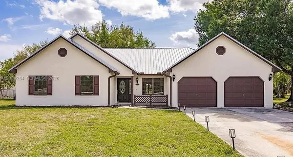 $2,600 | 4550 Springview Circle, LaBelle, FL 33935