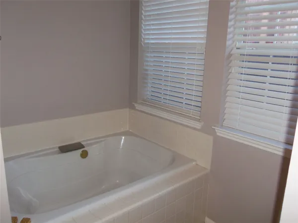 $2,795 | 8916 Colberg Drive, Austin, TX 78749