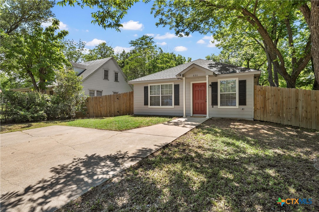 820 North 14th Street Temple, TX 76501 - Photo 3 of 25