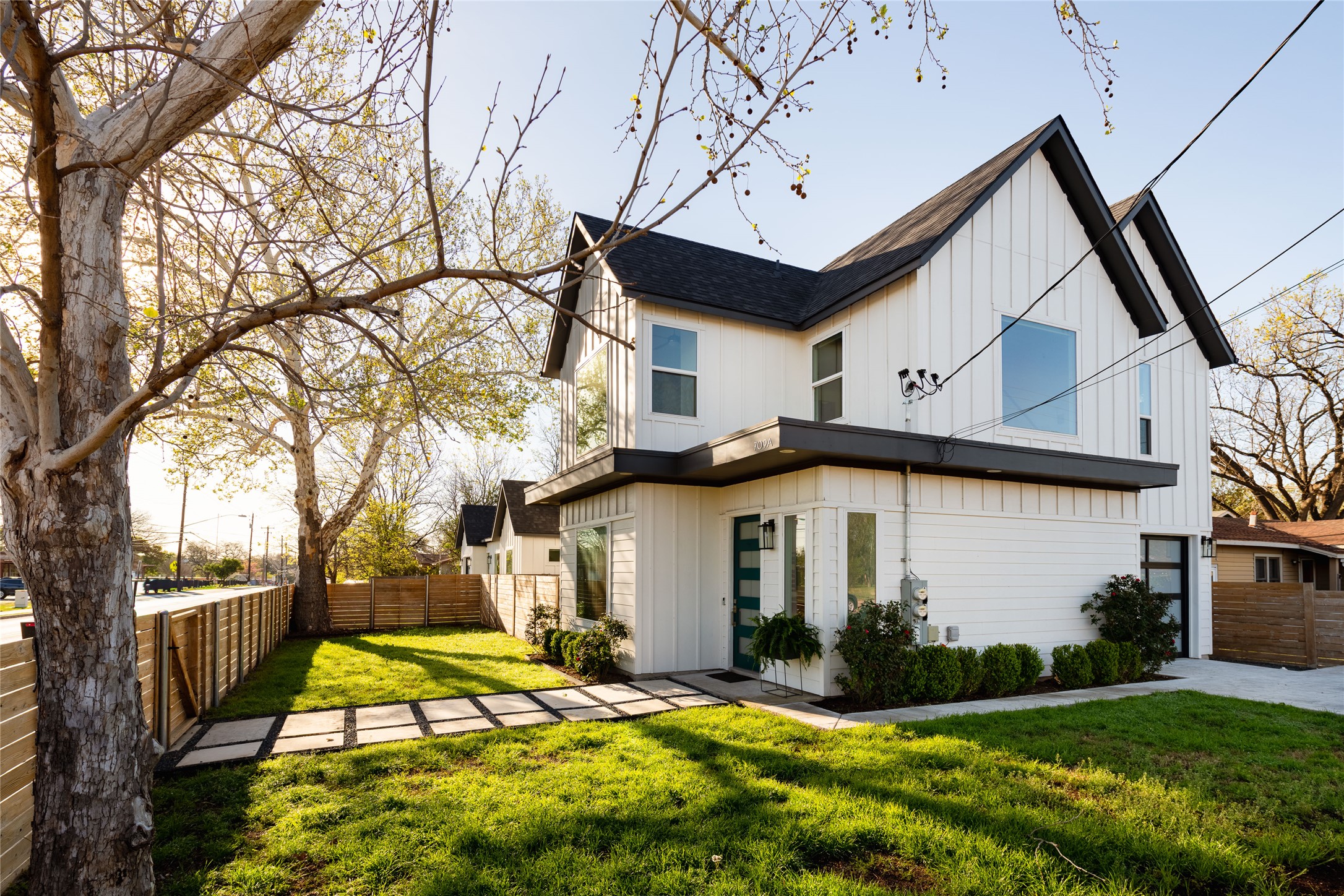 709 West St Elmo Road, Unit 1 Austin, TX 78745 - Photo 4 of 40