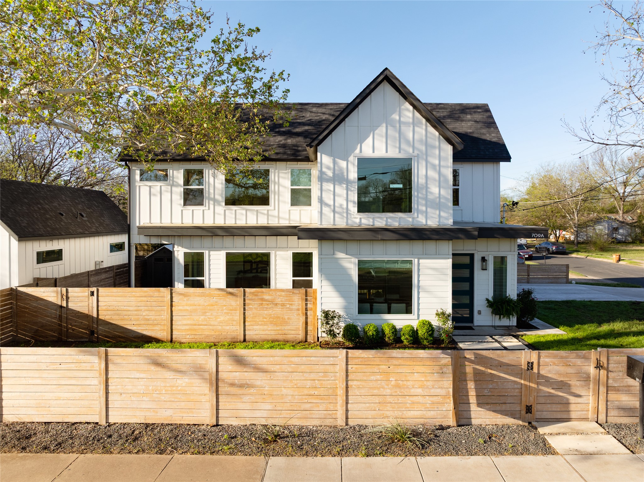 709 West St Elmo Road, Unit 1 Austin, TX 78745 - Photo 7 of 40