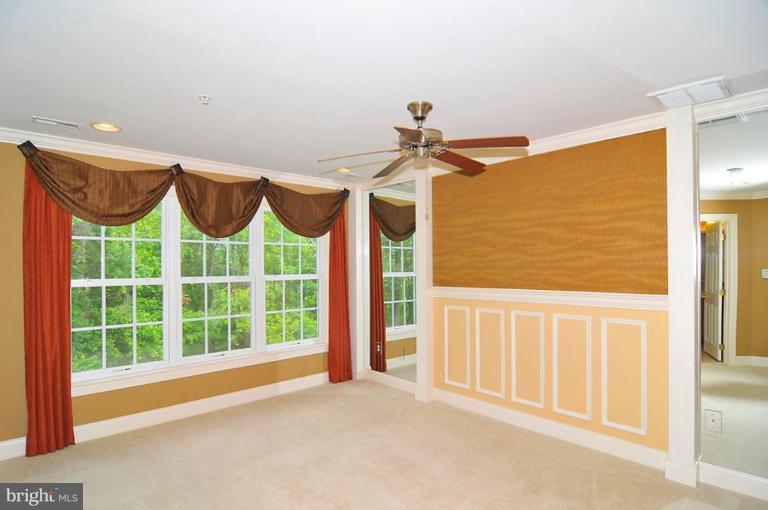 7626 Elmcrest Road Hanover, MD 21076 - Photo 13 of 16 Master Bedroom