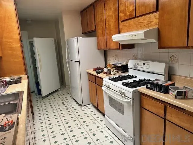 $359,000 | 904 Salvador Guilin Street, Calexico, CA 92231