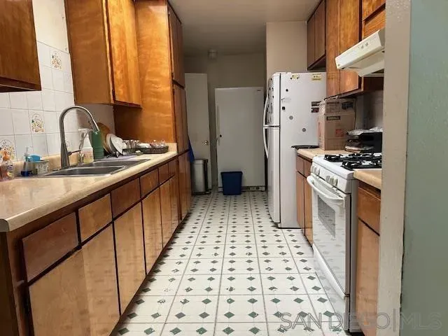 $359,000 | 904 Salvador Guilin Street, Calexico, CA 92231