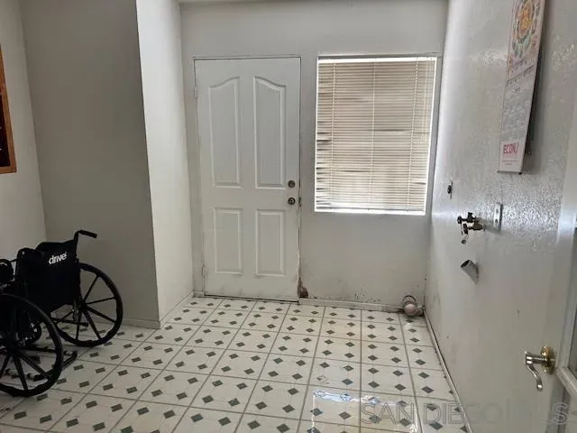 $359,000 | 904 Salvador Guilin Street, Calexico, CA 92231