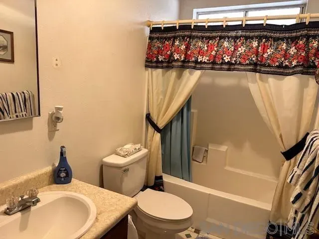 $359,000 | 904 Salvador Guilin Street, Calexico, CA 92231