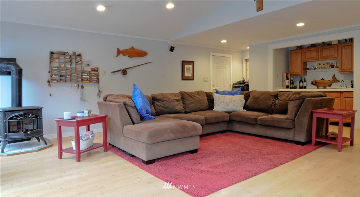 3239 Southwest Old Farm Road Port Orchard, WA 98367 - Photo 7 of 24 Gallery Image 7