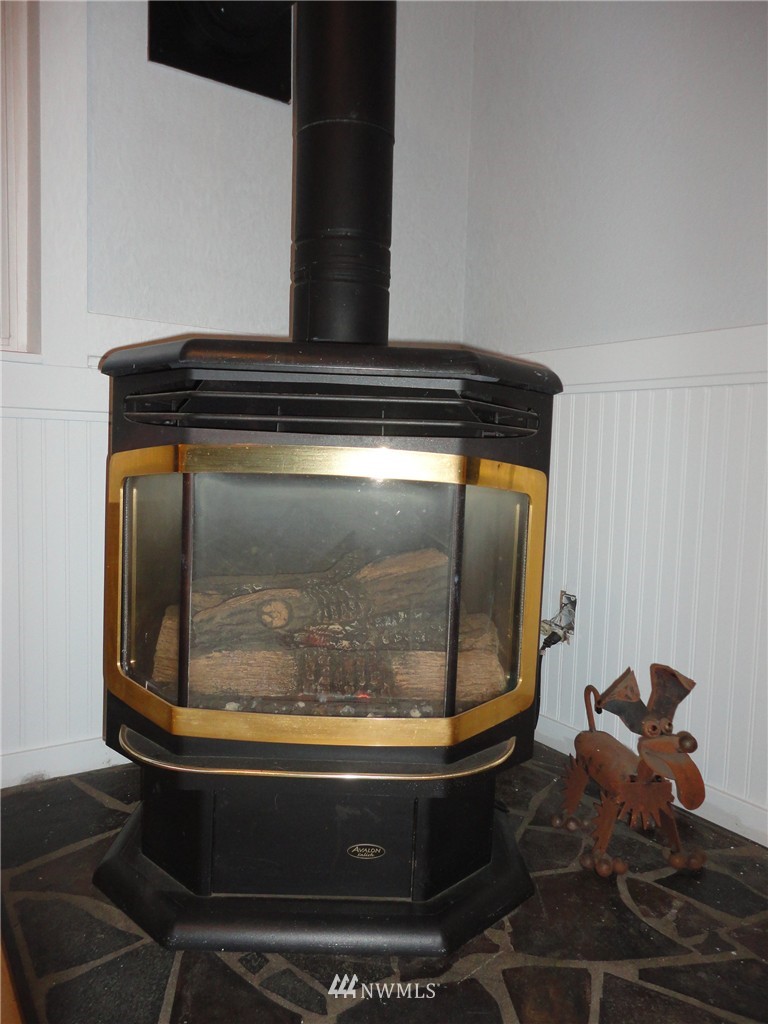 3239 Southwest Old Farm Road Port Orchard, WA 98367 - Photo 9 of 24 Gallery Image 9