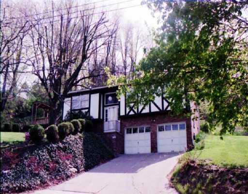138 McIntyre Road Pittsburgh, PA 15237 - Photo 1 of 1 Gallery Image 1