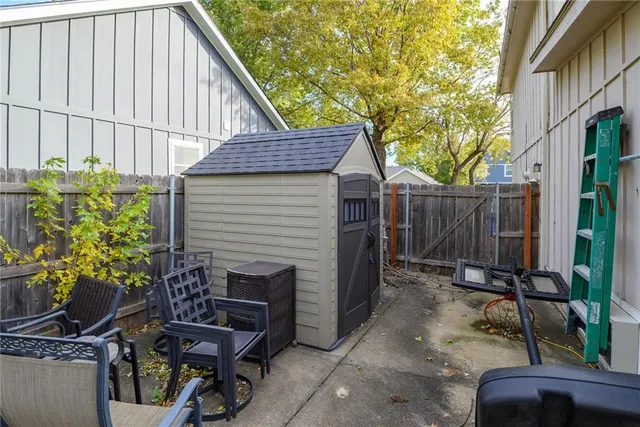 $300,000 | 1103 North Emma Street, Olathe, KS 66061