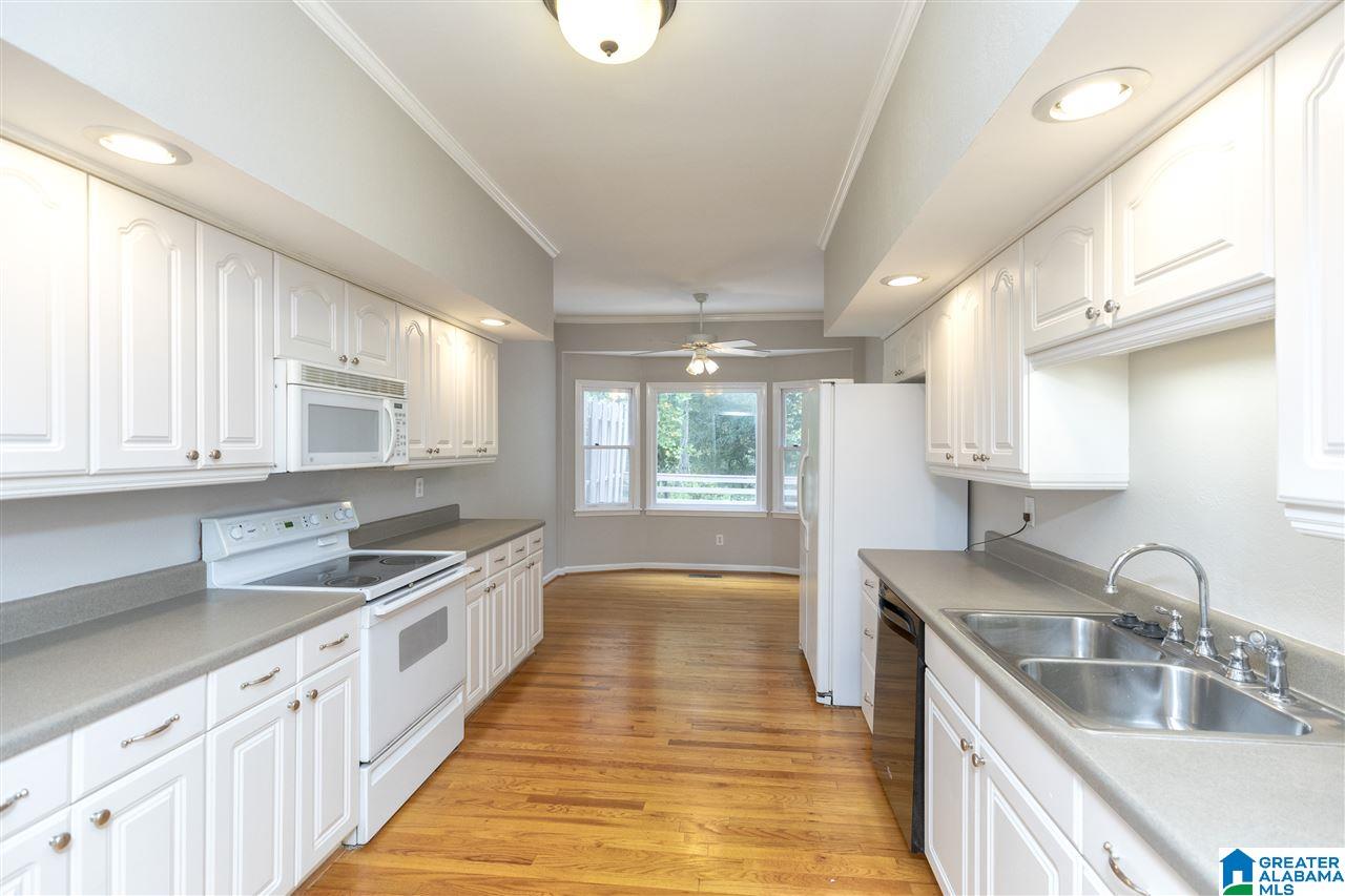 2032 Richelieu Court Birmingham, AL 35216 - Photo 13 of 34