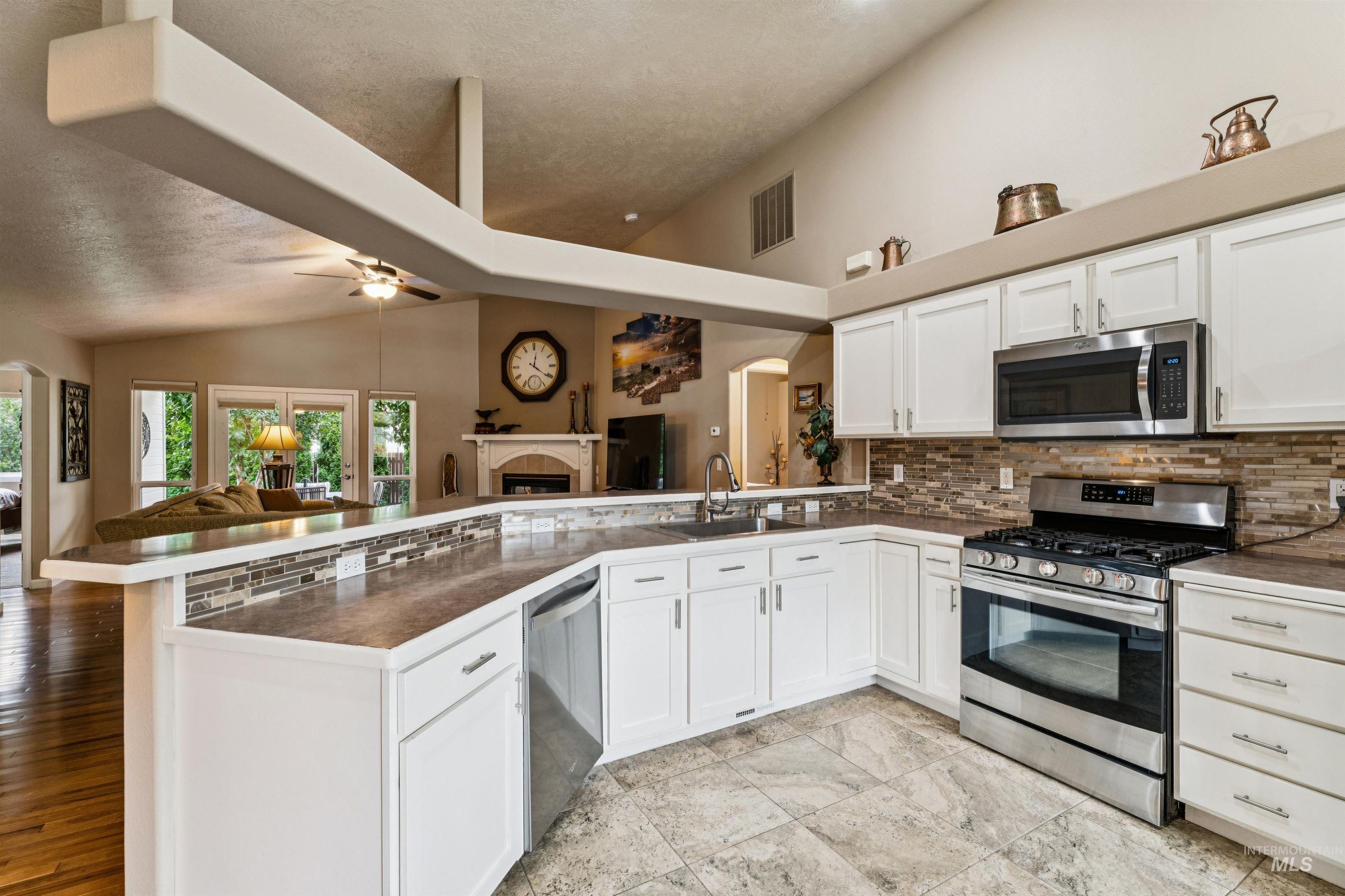 232 North Taurus Way Star, ID 83669 - Photo 15 of 50 Gallery Image 15