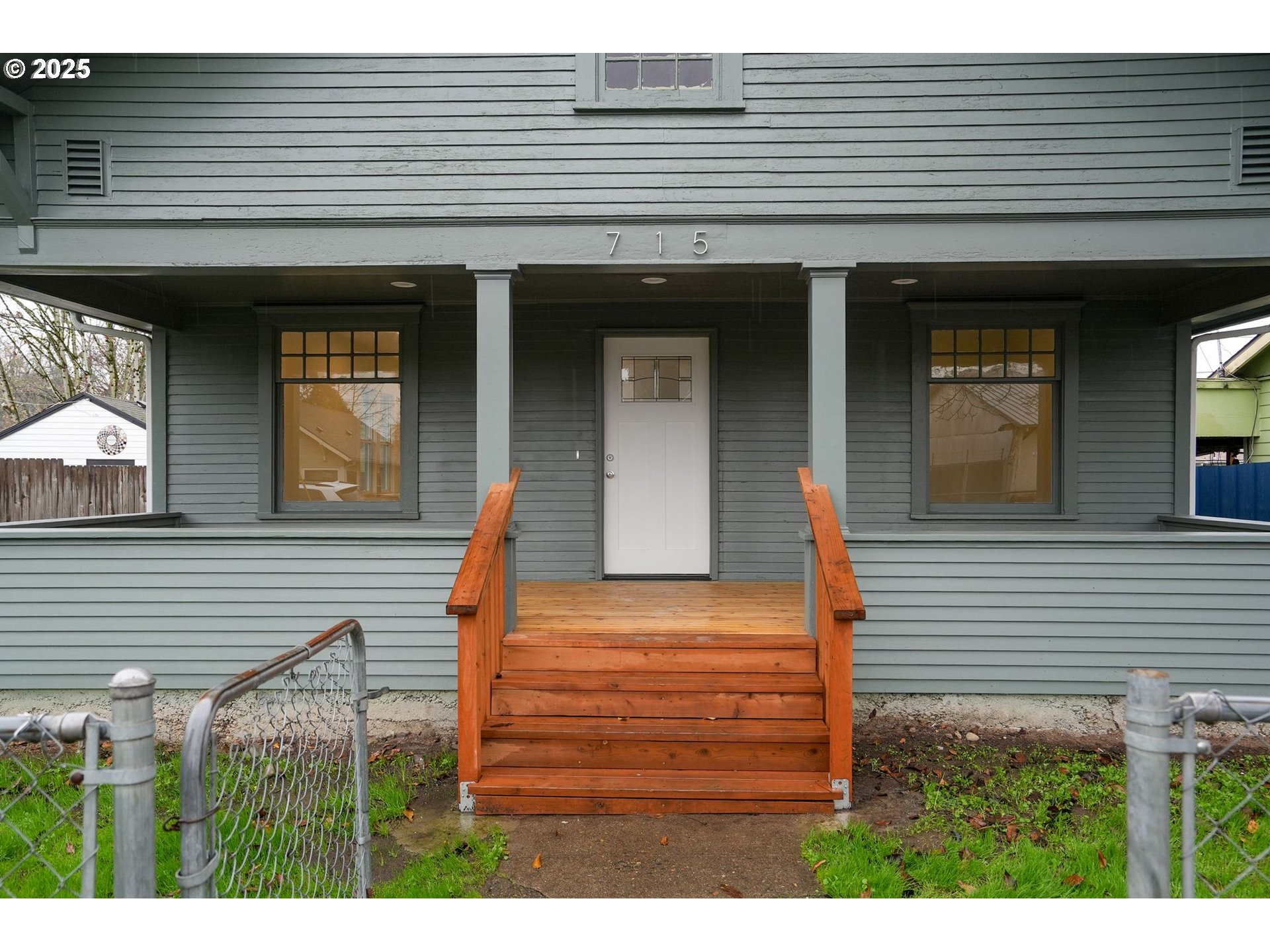 715 19th Street Southeast Salem, OR 97301 - Photo 4 of 27