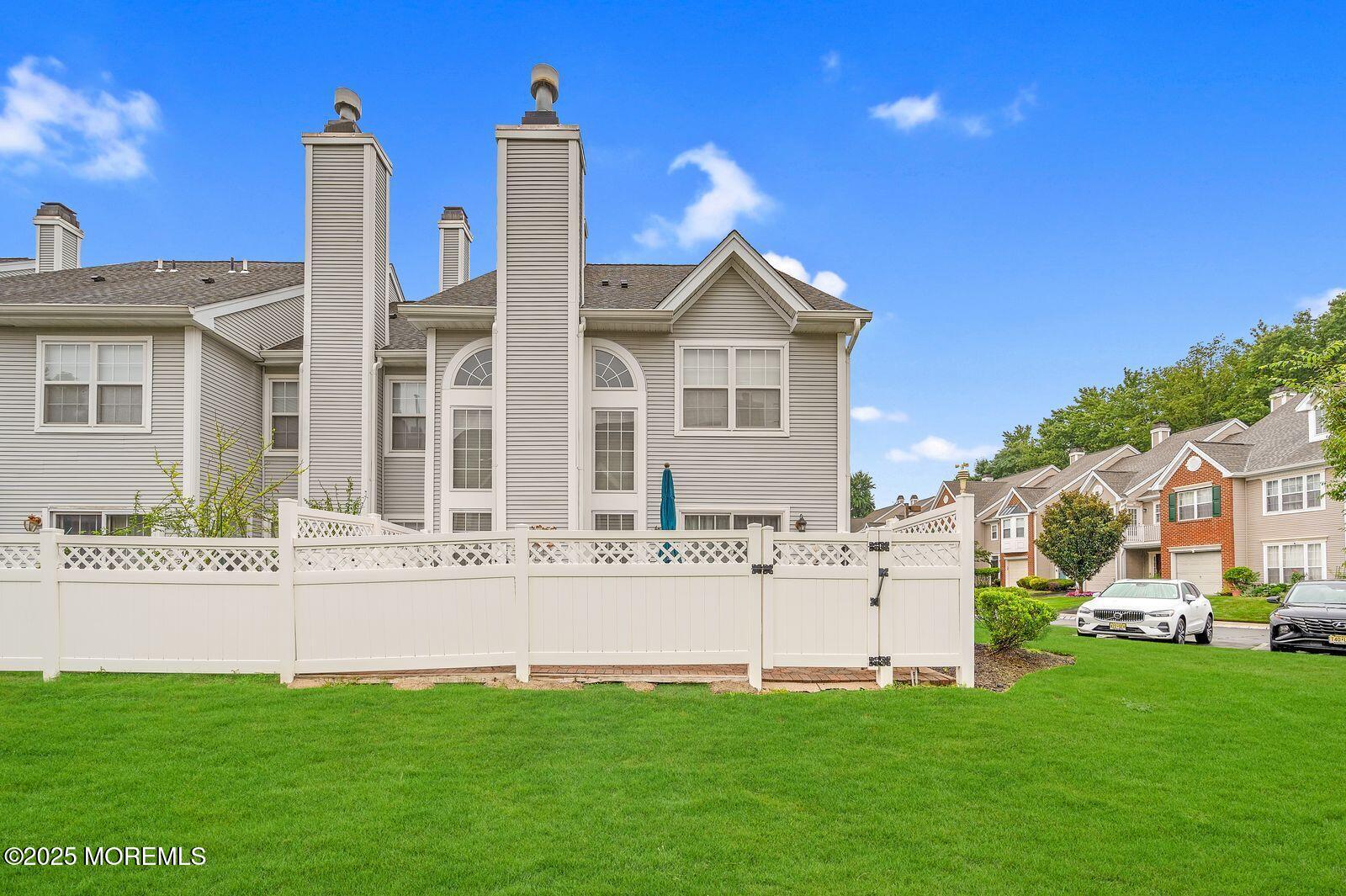 1 Oxford Road Holmdel, NJ 07733 - Photo 27 of 30 je0rBlHA