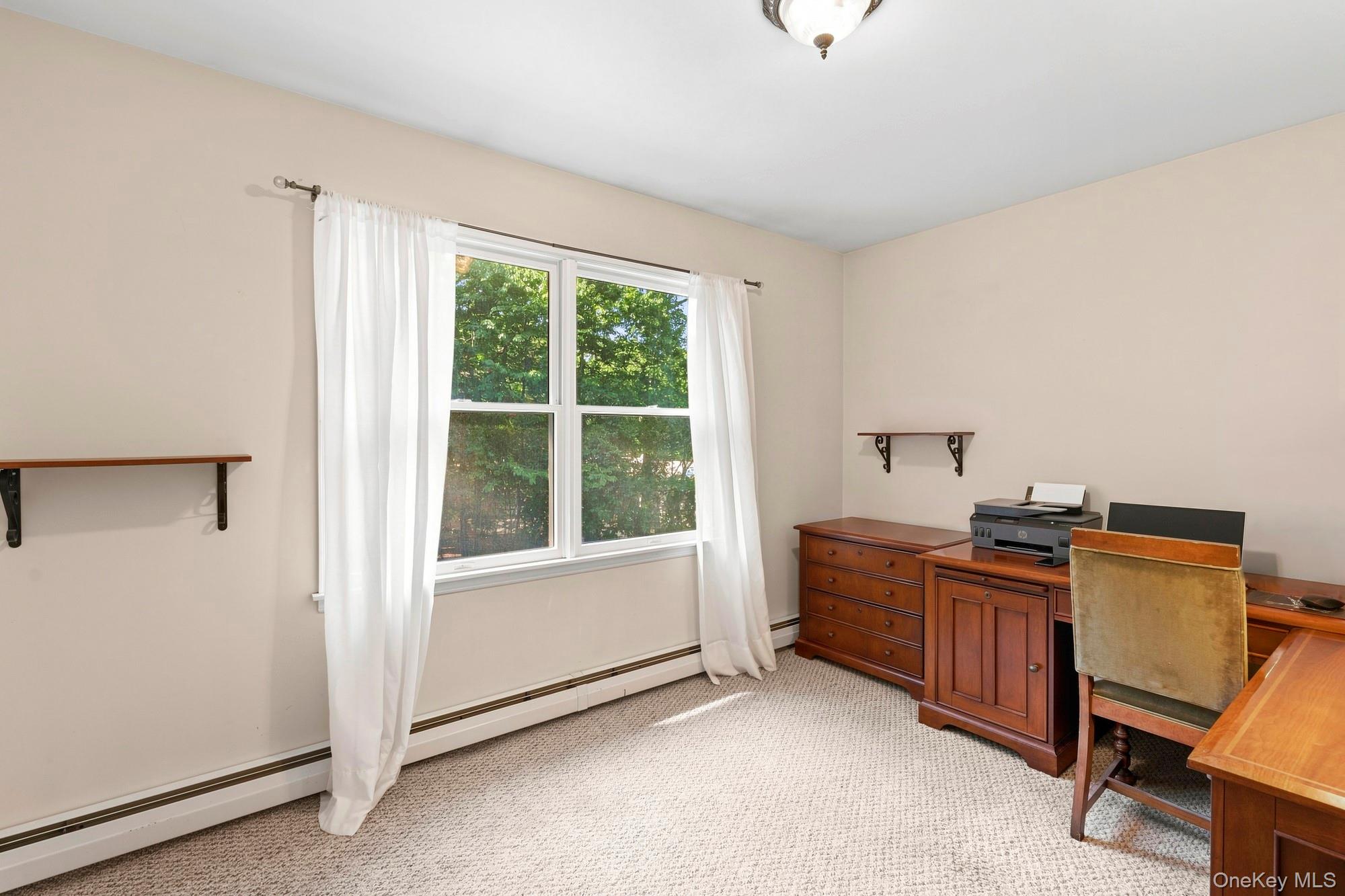 230 Jennings Road Southold, NY 11971 - Photo 13 of 25 Gallery Image 13