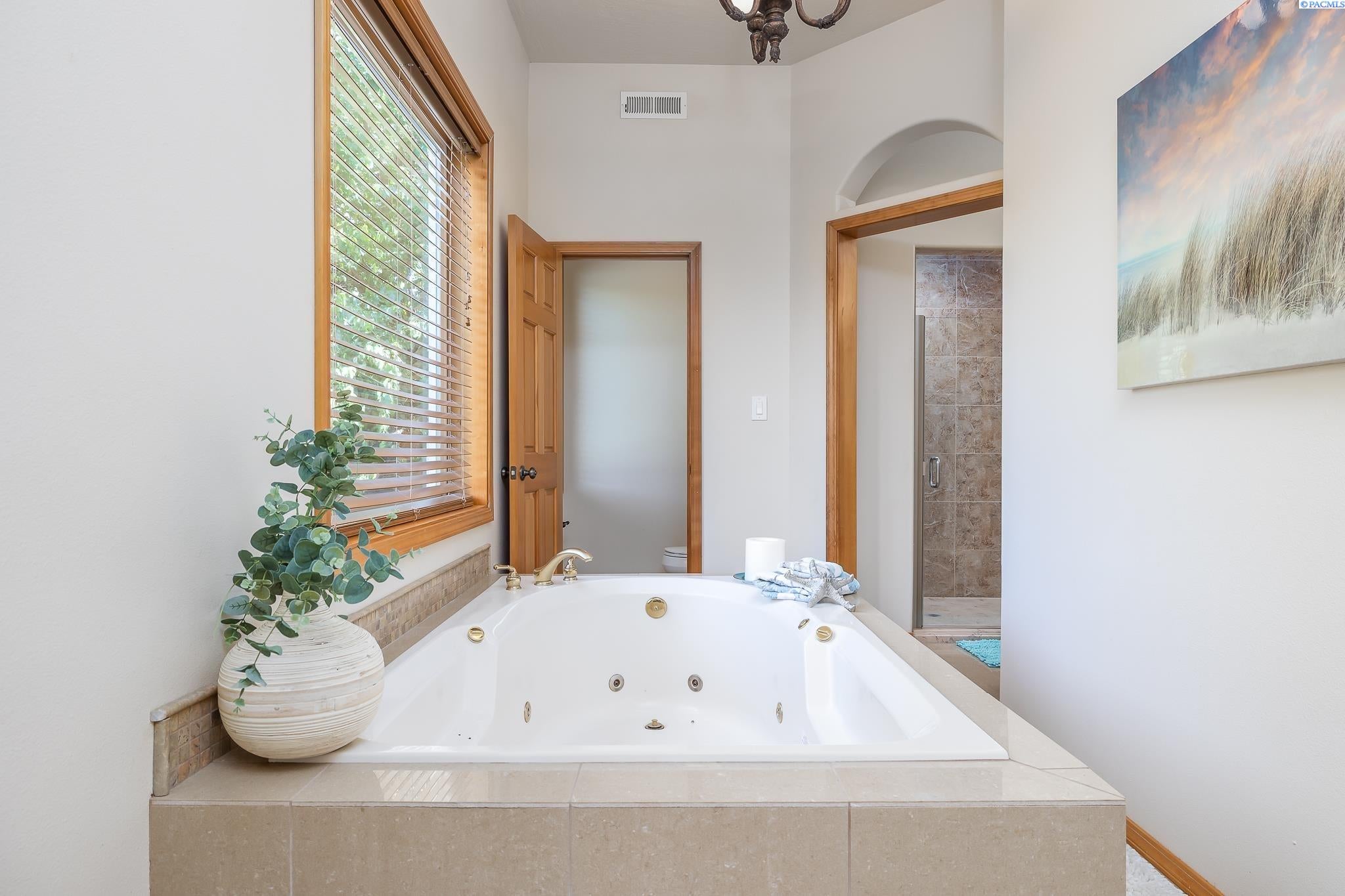 56909 Demoss Road Benton City, WA 99320 - Photo 12 of 30 Gallery Image 12