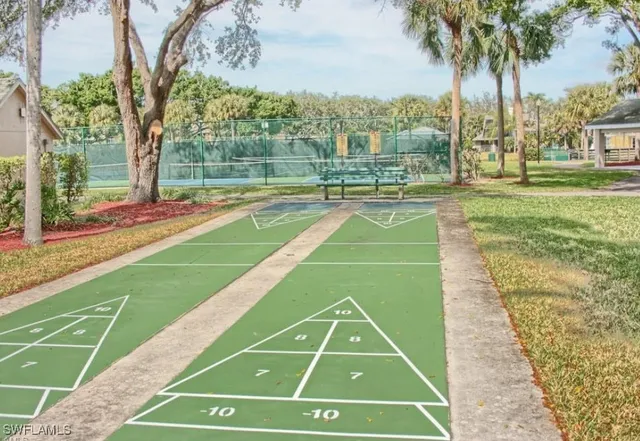 a view of a tennis court