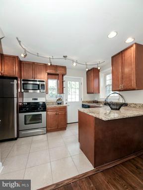 10002 Raynor Road Silver Spring, MD 20901 - Photo 5 of 30 Kitchen
