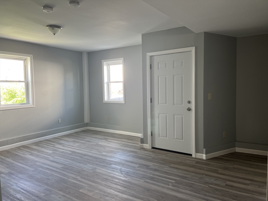 1017 Pine Street Fall River, MA 02723 - Photo 7 of 34