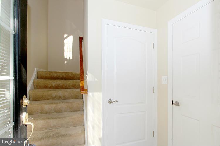 2216 Highfly Terrace Silver Spring, MD 20902 - Photo 4 of 30 Interior (General)