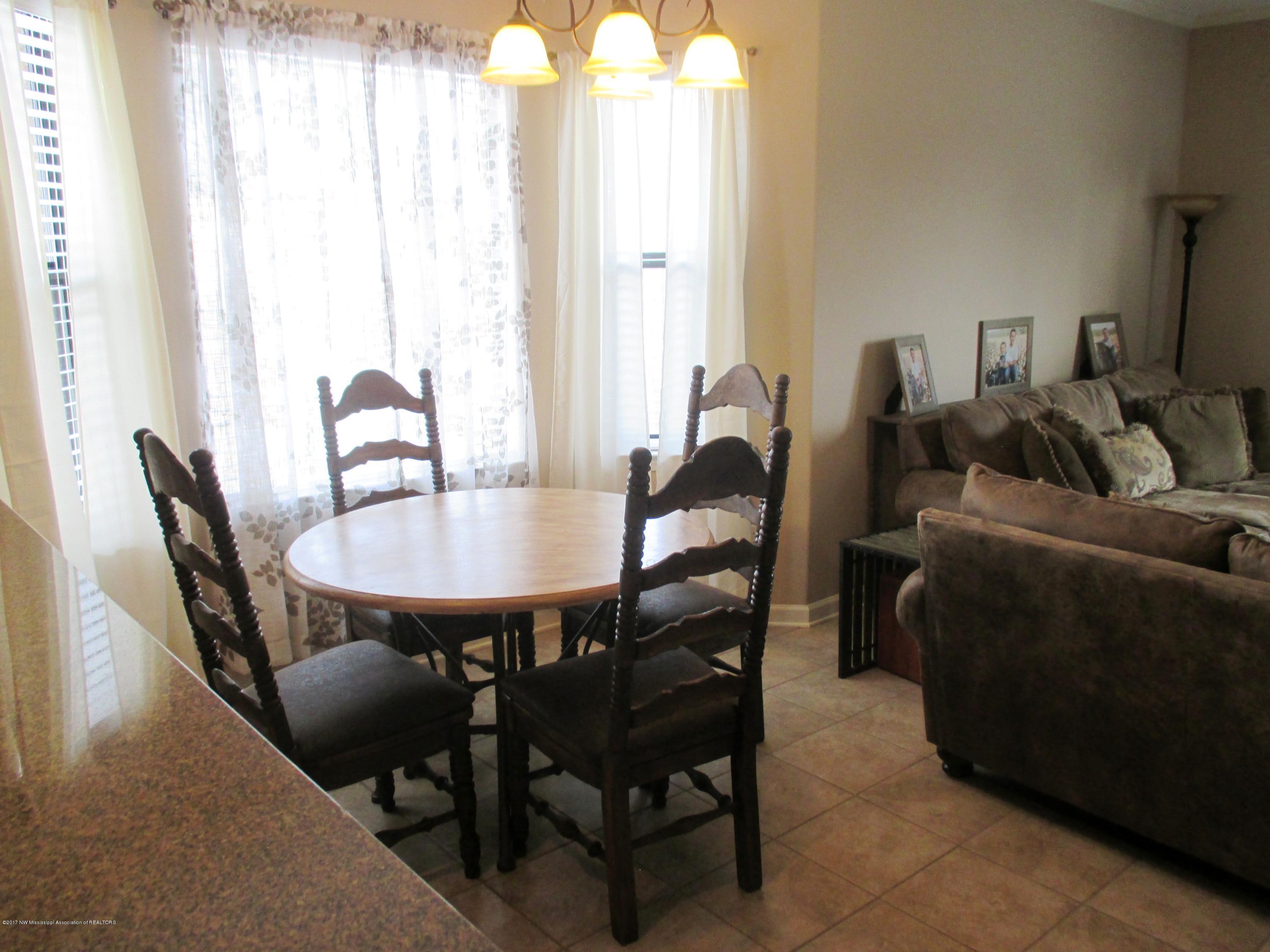 3608 Mitchell's Corner Road Olive Branch, MS 38654 - Photo 10 of 27 Breakfast Area